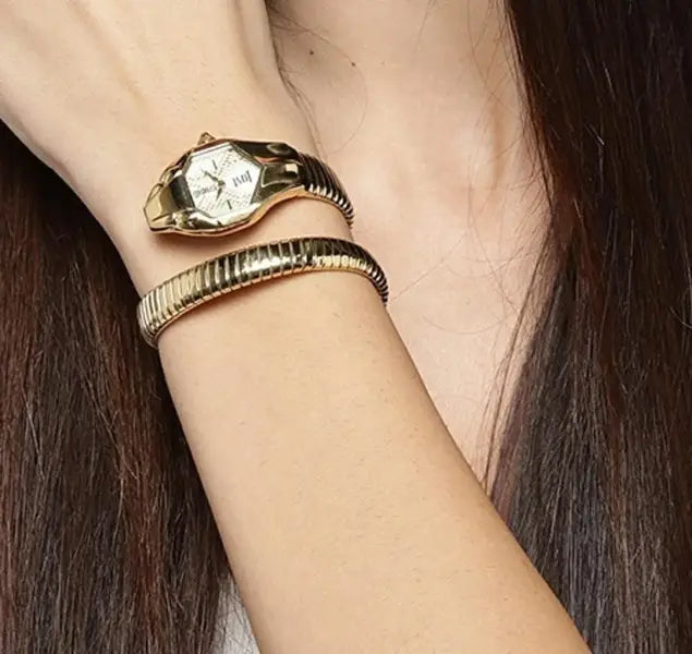 שעון יד אנלוגי לאישה just cavalli jc1l001m0125  ג'אסט קוואלי