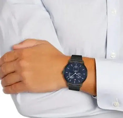 שעון טומי הילפיגר לגבר דגם 1710392
